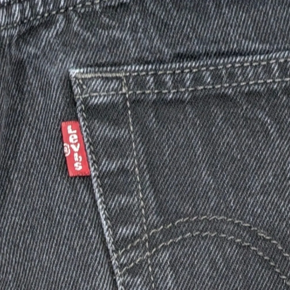 Levi's 501 Original Fit Straight Leg Black Denim Jeans Mens 30x32 Button Fly